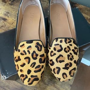 JCrew 7.5 calf hair leopard print flats